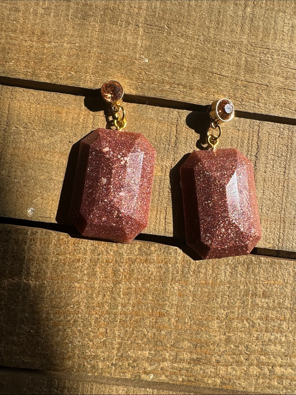 Sparkling Maroon Faceted Drop Earrings